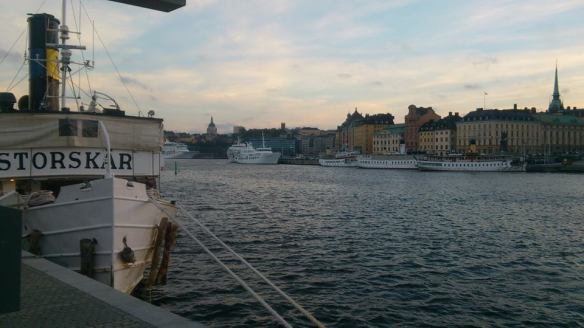 1384150_10151774323139221_917227328_n